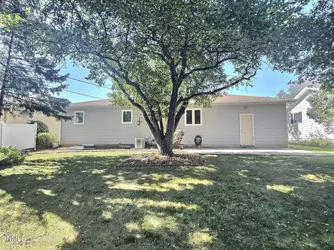 Exterior - 2033 Saint Benedict Dr, Bismarck, ND 58501 photo 2 of 7