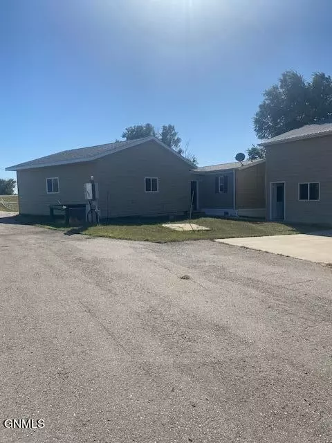 10369 Nd-200, Killdeer, ND 58640 photo 3