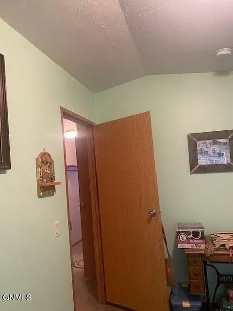 10369 Nd-200, Killdeer, ND 58640 photo 15