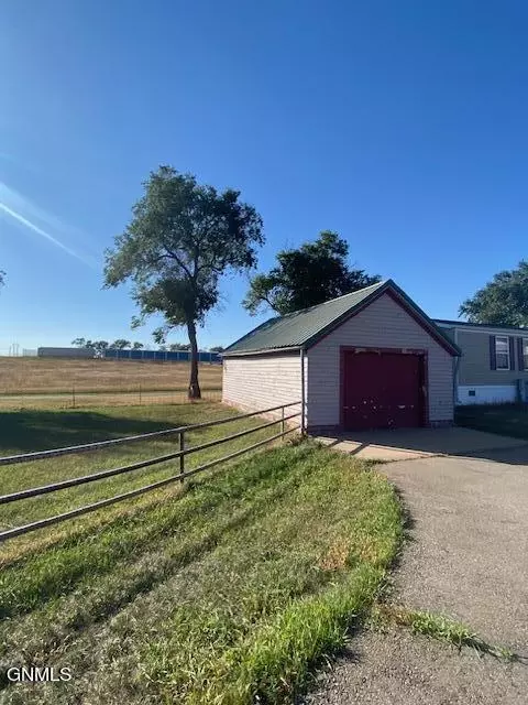 10369 Nd-200, Killdeer, ND 58640 photo 10