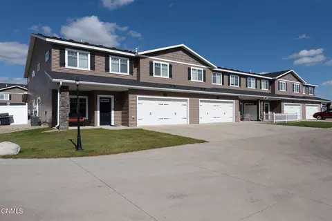 4435 Cumberland Loop, Bismarck, ND 58503 photo 17