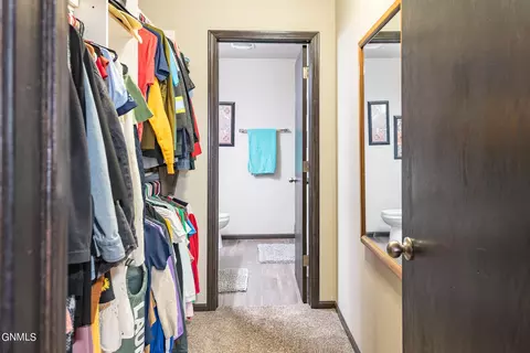 4435 Cumberland Loop, Bismarck, ND 58503 photo 9