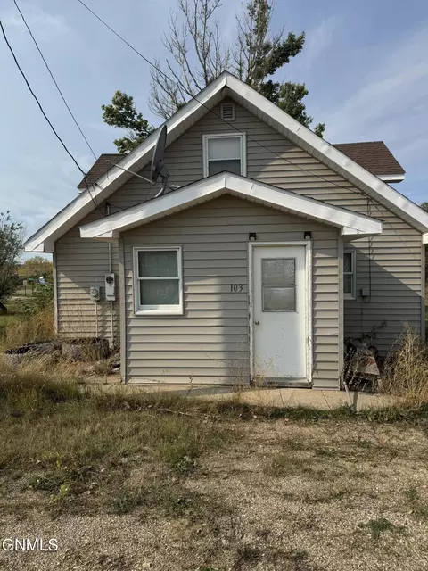 101 3rd Ave W, Westby, MT 59275 photo 3