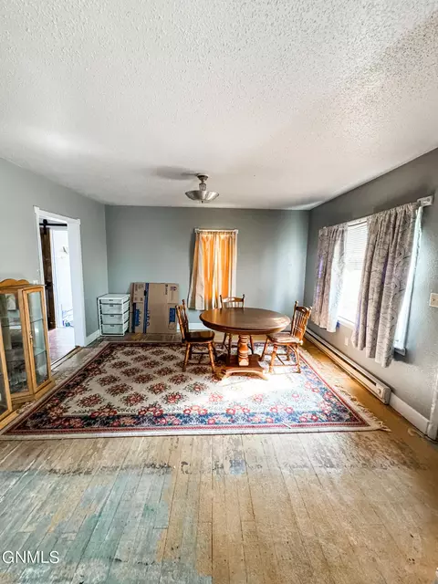 101 3rd Ave W, Westby, MT 59275 photo 11