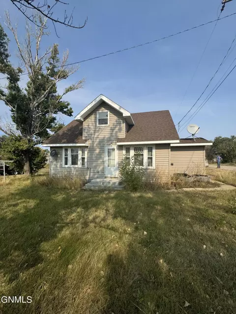 101 3rd Ave W, Westby, MT 59275 photo 2