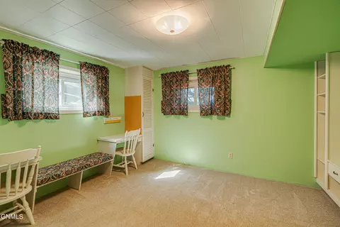 Bedroom - 925 Arthur Dr, Bismarck, ND 58501 photo 7 of 10