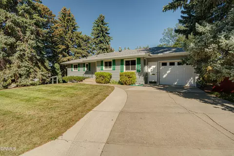 Other - 925 Arthur Dr, Bismarck, ND 58501 photo 2 of 37