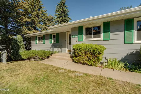 Other - 925 Arthur Dr, Bismarck, ND 58501 photo 1 of 37
