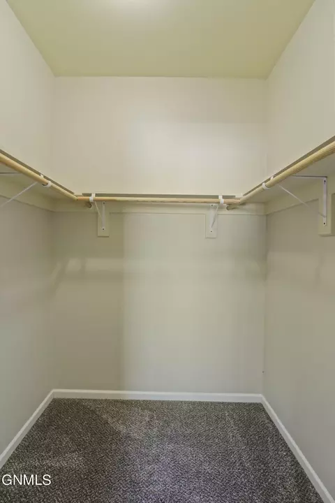 13697 Karen St, Williston, ND 58801 photo 22