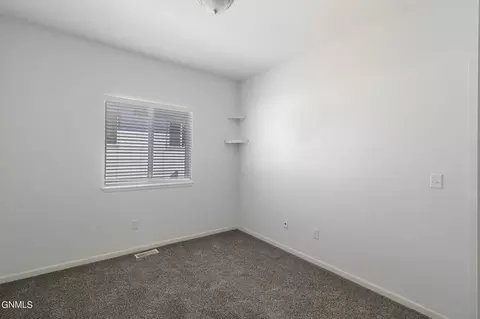 13697 Karen St, Williston, ND 58801 photo 28