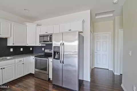13697 Karen St, Williston, ND 58801 photo 11