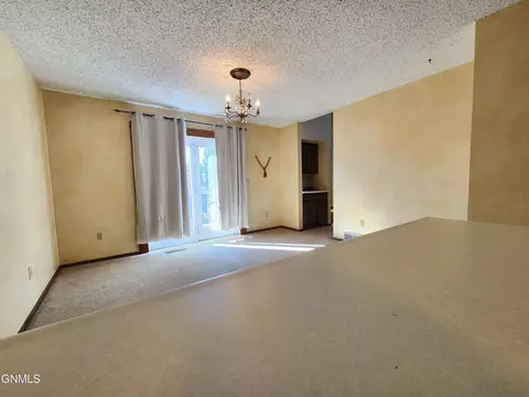 411 Apollo Ave, Bismarck, ND 58503 photo 16