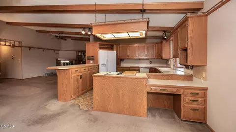 3104 Manitoba Ln, Bismarck, ND 58503
