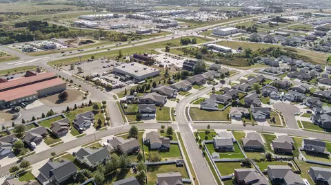 View/Area - 5414 Calvert Dr, Bismarck, ND 58503 photo 15 of 17