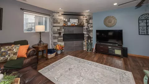 Living - 5414 Calvert Dr, Bismarck, ND 58503 photo 3 of 3