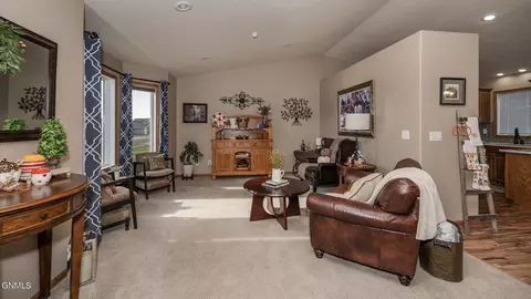 Living - 5414 Calvert Dr, Bismarck, ND 58503 photo 2 of 3