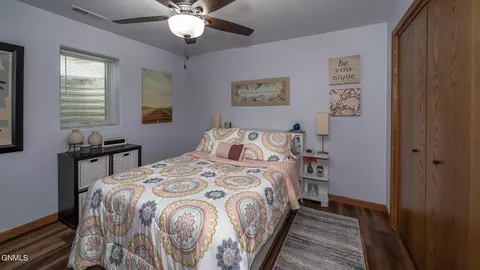 Bedroom - 5414 Calvert Dr, Bismarck, ND 58503 photo 1 of 6