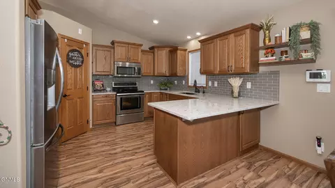 Kitchen - 5414 Calvert Dr, Bismarck, ND 58503 photo 1 of 5