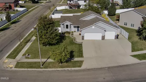 View/Area - 5414 Calvert Dr, Bismarck, ND 58503 photo 17 of 17
