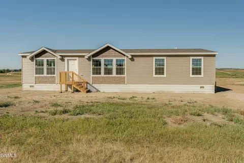 3495 Dakota Lp, Mandan, ND 58554