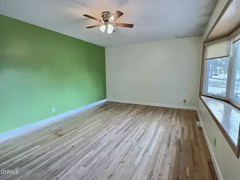 Living - 1727 Ryan Dr, Bismarck, ND 58501 photo 2 of 3