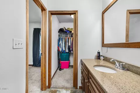 1804 18th Ave W, Williston, ND 58801 photo 17