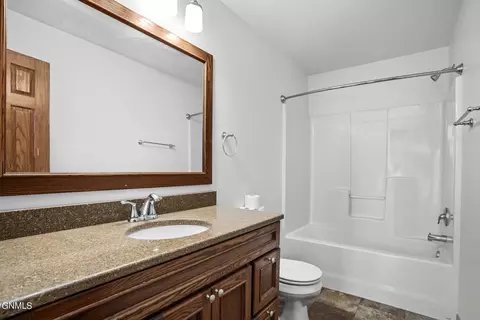 1804 18th Ave W, Williston, ND 58801 photo 23