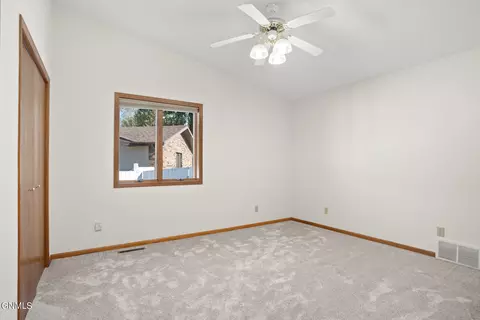 Bedroom - 1825 14th Ave W, Williston, ND 58801 photo 3 of 8