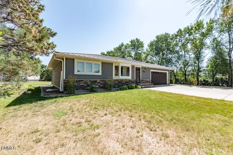 Exterior - 655 Bristol Dr, Bismarck, ND 58501 photo 2 of 7