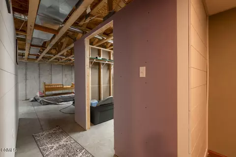 Entry Way - 655 Bristol Dr, Bismarck, ND 58501 photo 5 of 5