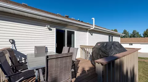 Exterior - 3851 Prairie Pines Loop, Bismarck, ND 58503 photo 9 of 12