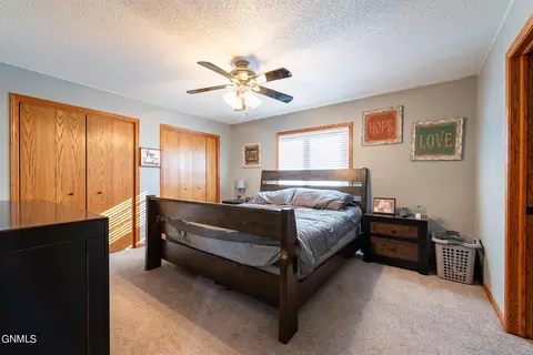 Bedroom - 3851 Prairie Pines Loop, Bismarck, ND 58503 photo 2 of 5