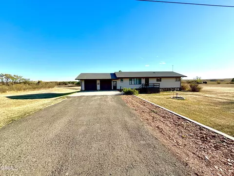 408 Dakota Ave, Almont, ND 58520