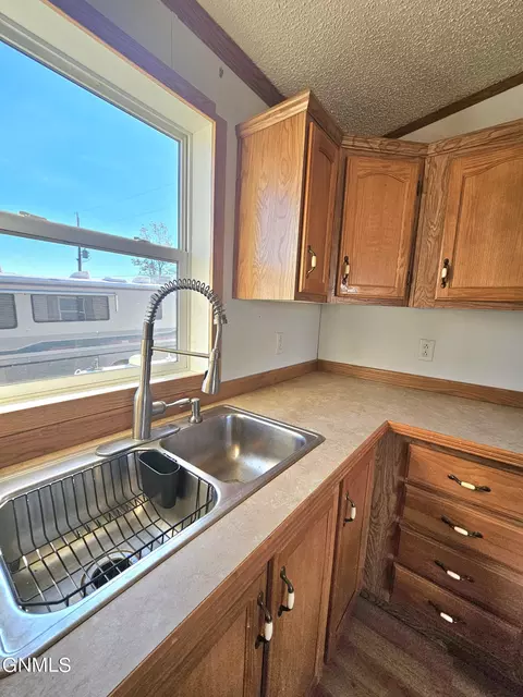 14590 50c St, Williston, ND 58801 photo 6