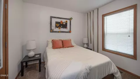Bedroom - 504 Collins Ave, Mandan, ND 58554 photo 3 of 4
