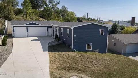 Other - 504 Collins Ave, Mandan, ND 58554 photo 17 of 22