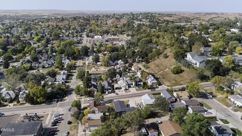 View/Area - 504 Collins Ave, Mandan, ND 58554 photo 1 of 3