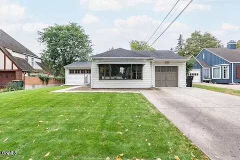 608 N Washington St, Bismarck, ND 58501