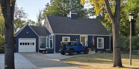 614 N Washington St, Bismarck, ND 58501