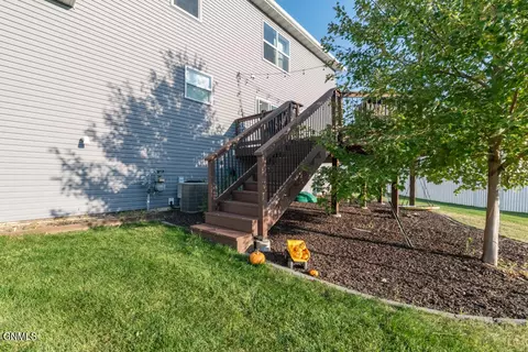 1266 Eagle Crest Loop, Bismarck, ND 58503 photo 46