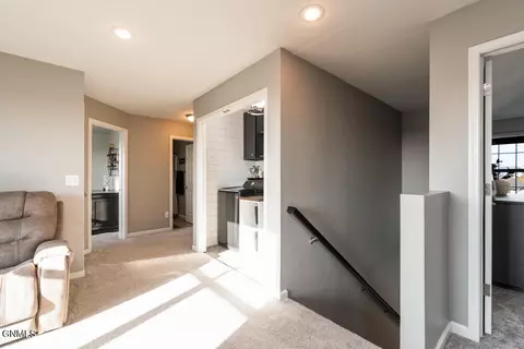1266 Eagle Crest Loop, Bismarck, ND 58503 photo 15