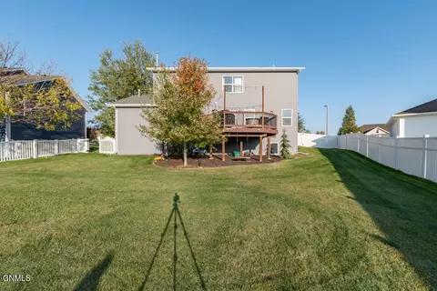 1266 Eagle Crest Loop, Bismarck, ND 58503 photo 42