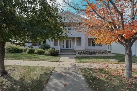 1904 N 16th St #2, Bismarck, ND 58501