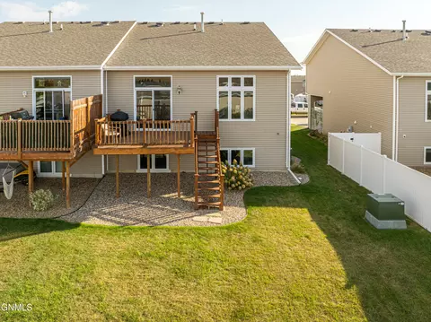 Exterior - 1726 Calgary Loop, Bismarck, ND 58503 photo 18 of 20