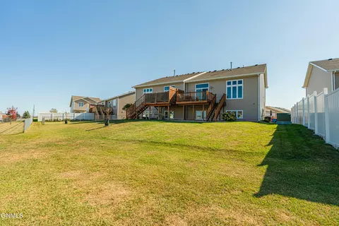 Exterior - 1726 Calgary Loop, Bismarck, ND 58503 photo 10 of 20