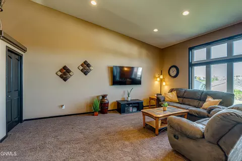 Living - 1726 Calgary Loop, Bismarck, ND 58503 photo 3 of 4