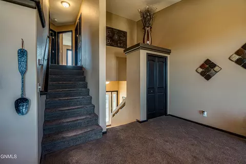 Entry Way - 1726 Calgary Loop, Bismarck, ND 58503 photo 2 of 9