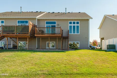 Exterior - 1726 Calgary Loop, Bismarck, ND 58503 photo 11 of 20