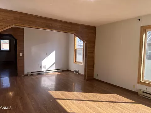 Living - 118 Frances St N, Streeter, ND 58483 photo 2 of 3