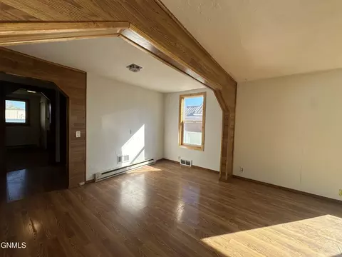 Living - 118 Frances St N, Streeter, ND 58483 photo 1 of 3